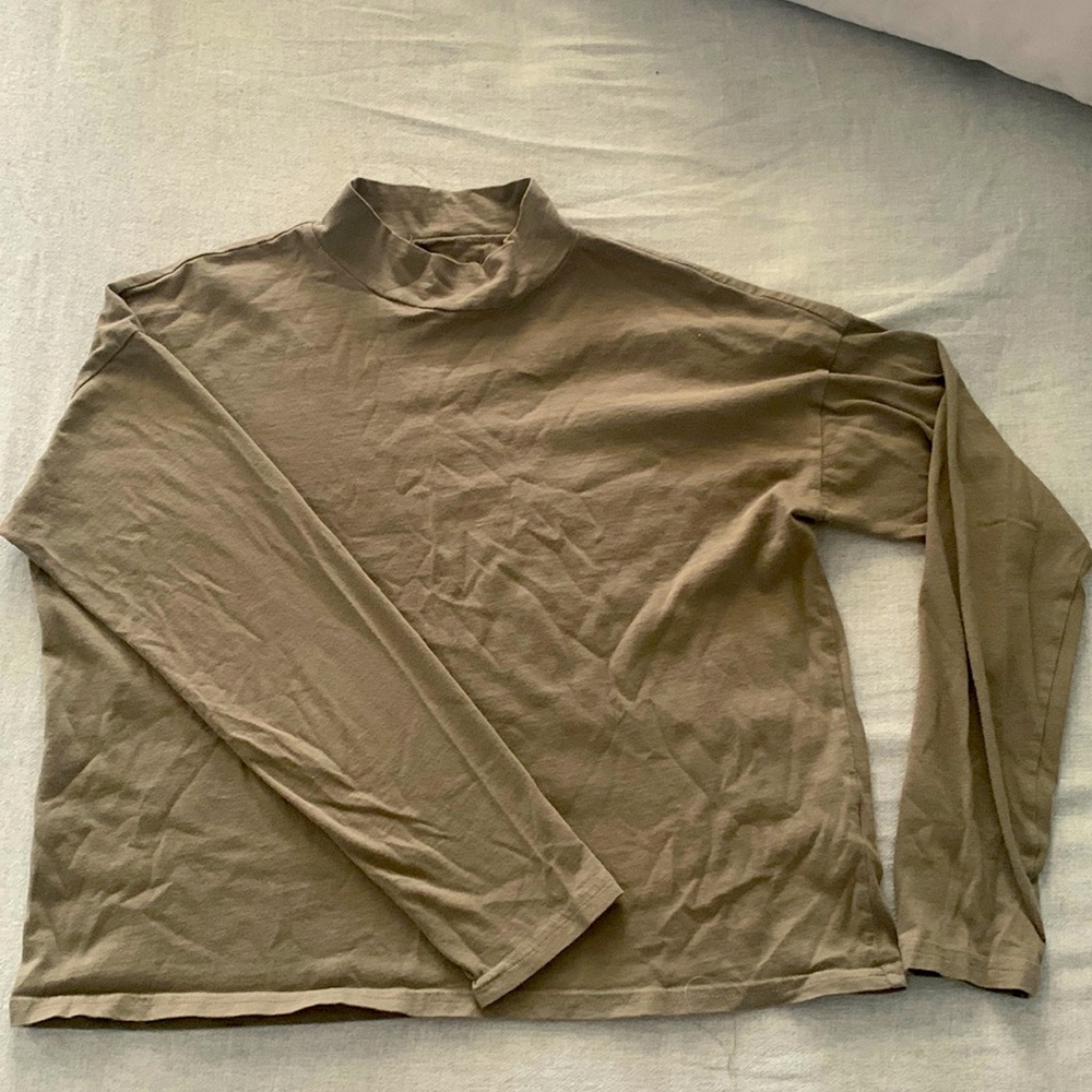 Everlane Mockneck